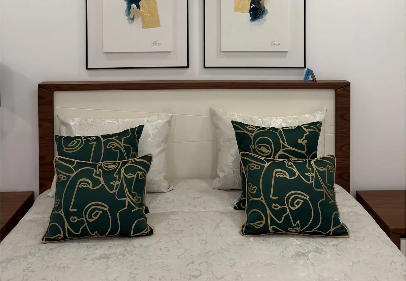 Ambiente do showroom com propostas mais diversificadas e arrojadas